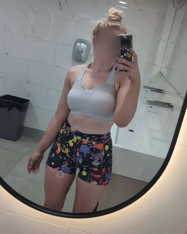 Claire - Image 2