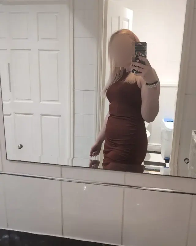 Claire - Image 8